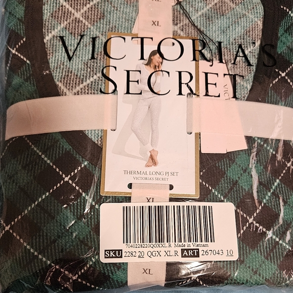 Victoria's Secret Thermal Long pajamas set NWT - Picture 3 of 3